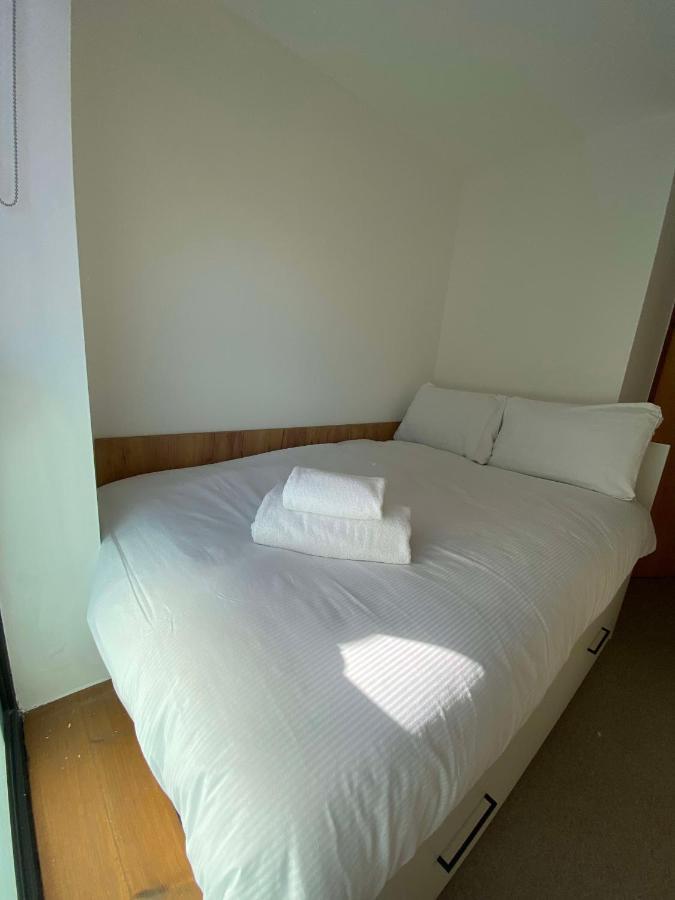 Regency Hall Smart Cheltenham Ensuite Rooms C Εξωτερικό φωτογραφία
